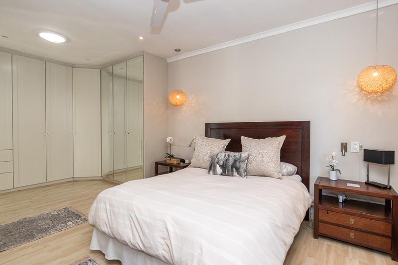 3 Bedroom Property for Sale in Constantia Western Cape